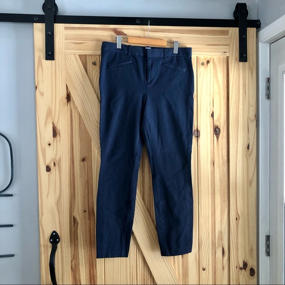 GAP Signature Skinny Ankle Pants in Navy - Picture 6 of 10